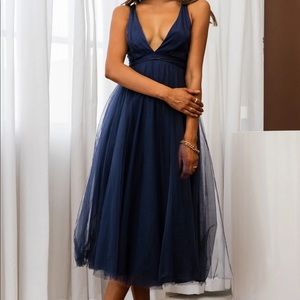 NEVER BEEN WORN! Floating By Plunging Neckline Mesh Overlay Midi Dress Navy